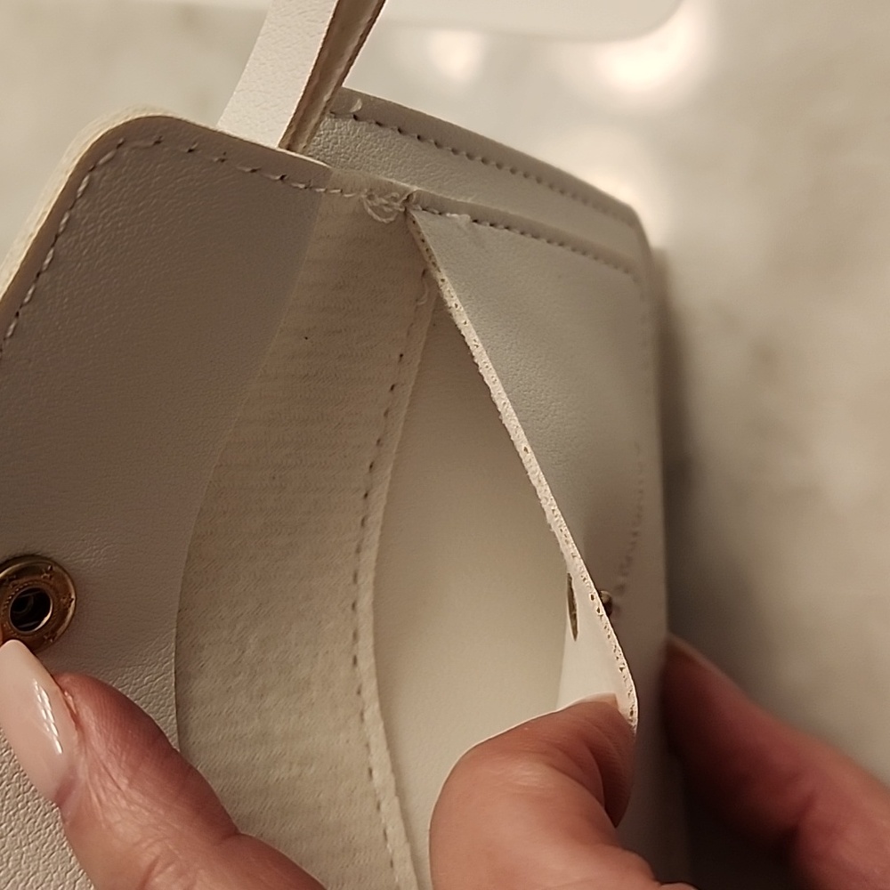 Wallet - Picture 4 of 4